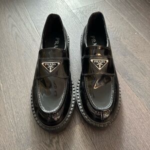 Prada Women’s Loafers | Size 41 (10-10.5)